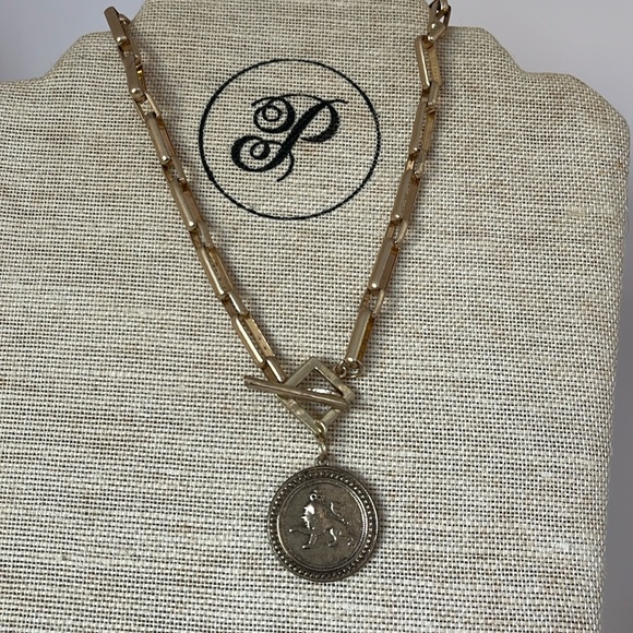 Tessa Ruth Necklace - Picture 3 of 3